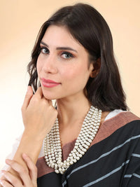 Pearl Layer Necklace