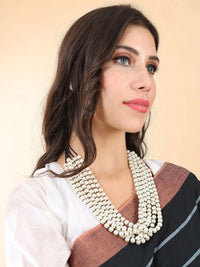 Pearl Layer Necklace
