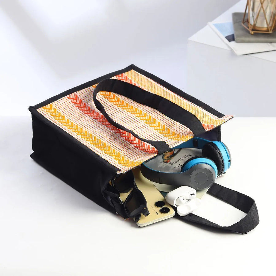 Taat Handbag