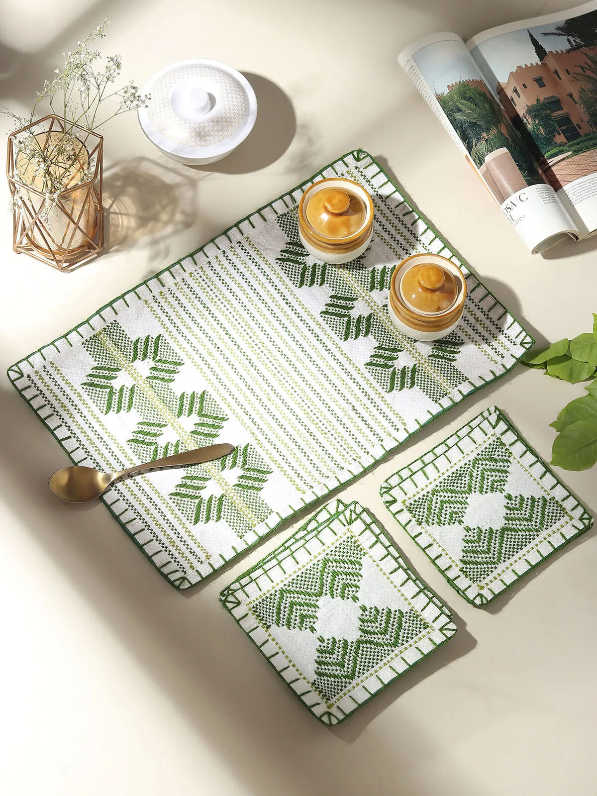 Taat Table Mat
