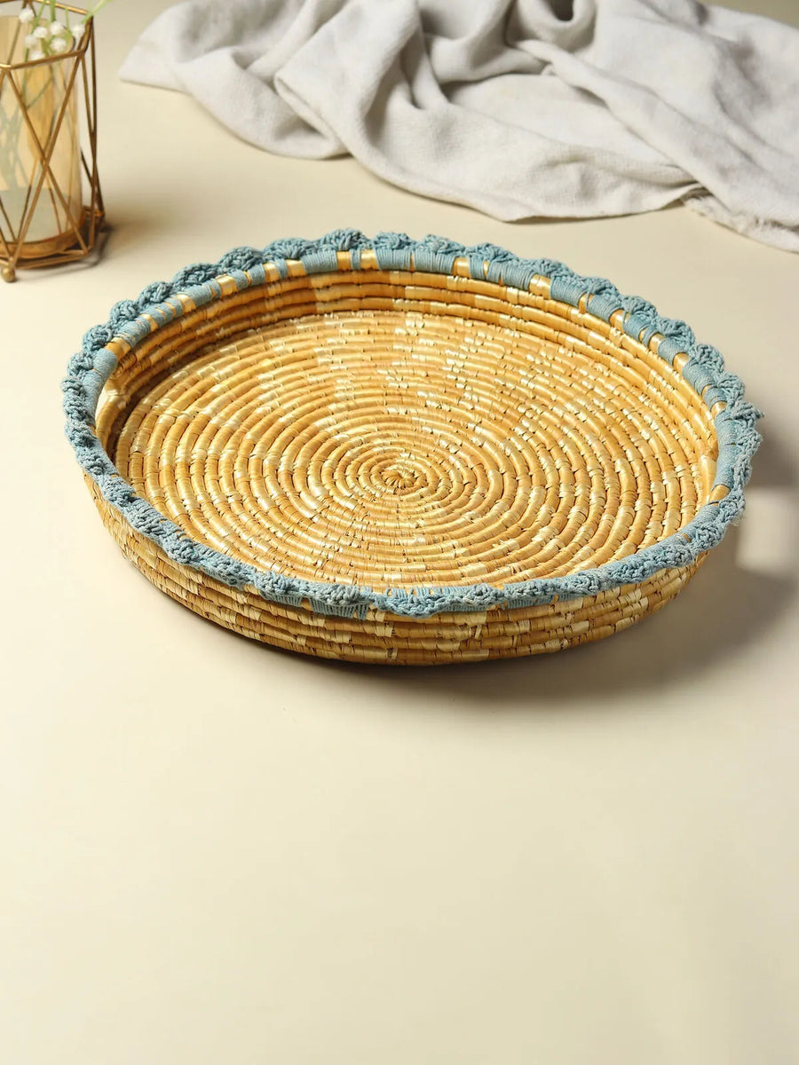 Wheatgrass Round Tray