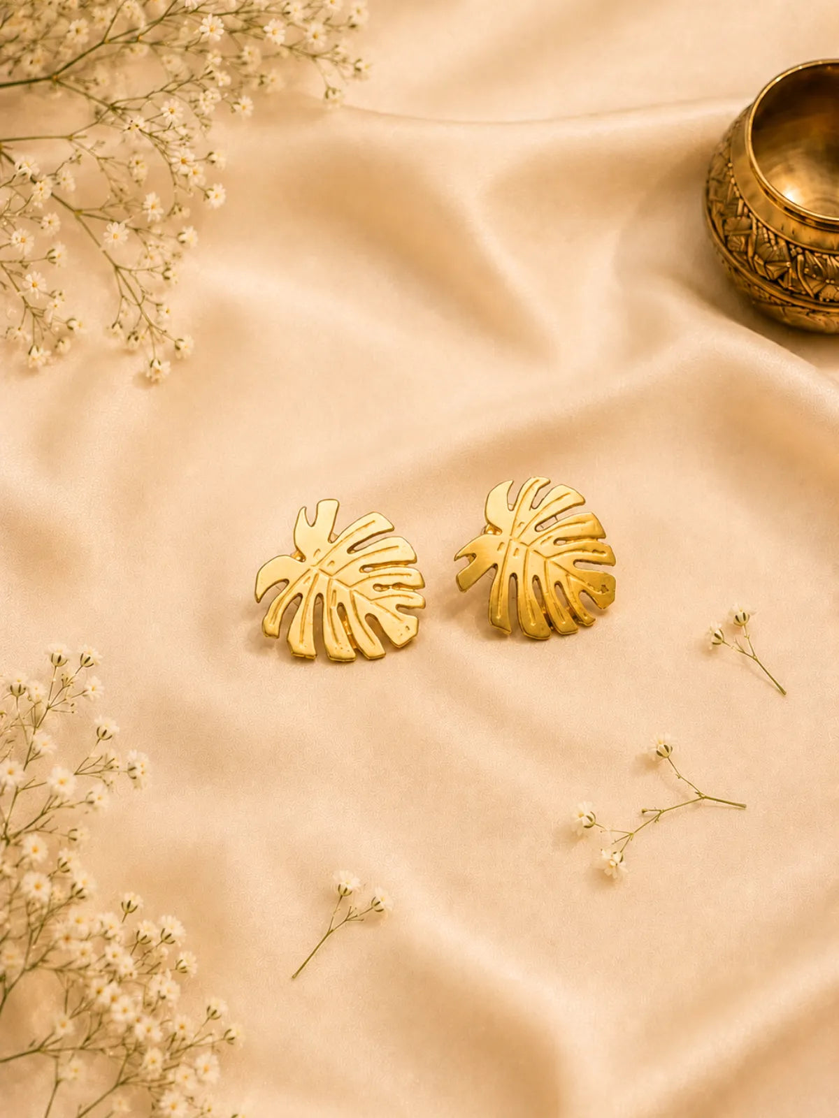 Monstera Leaf Brass Studs