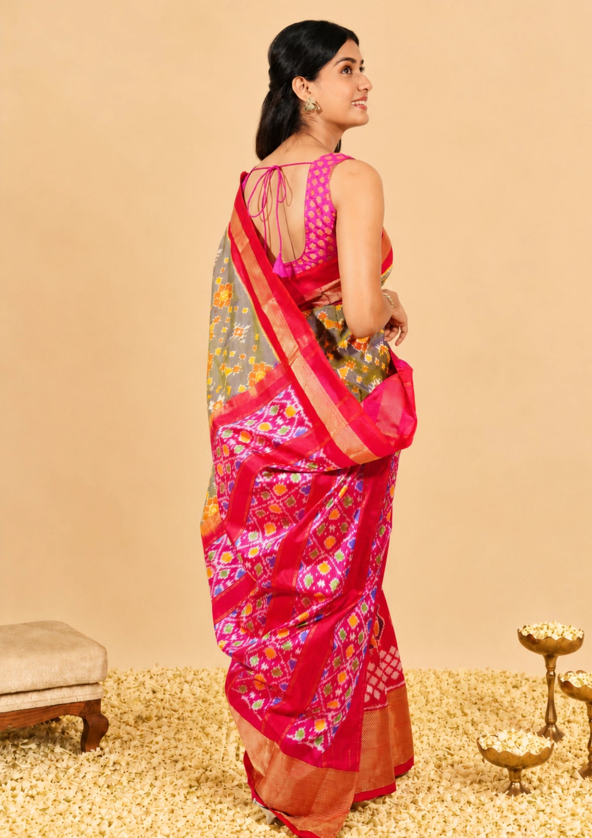 Rajsi Grey Pochampally Ikat Saree