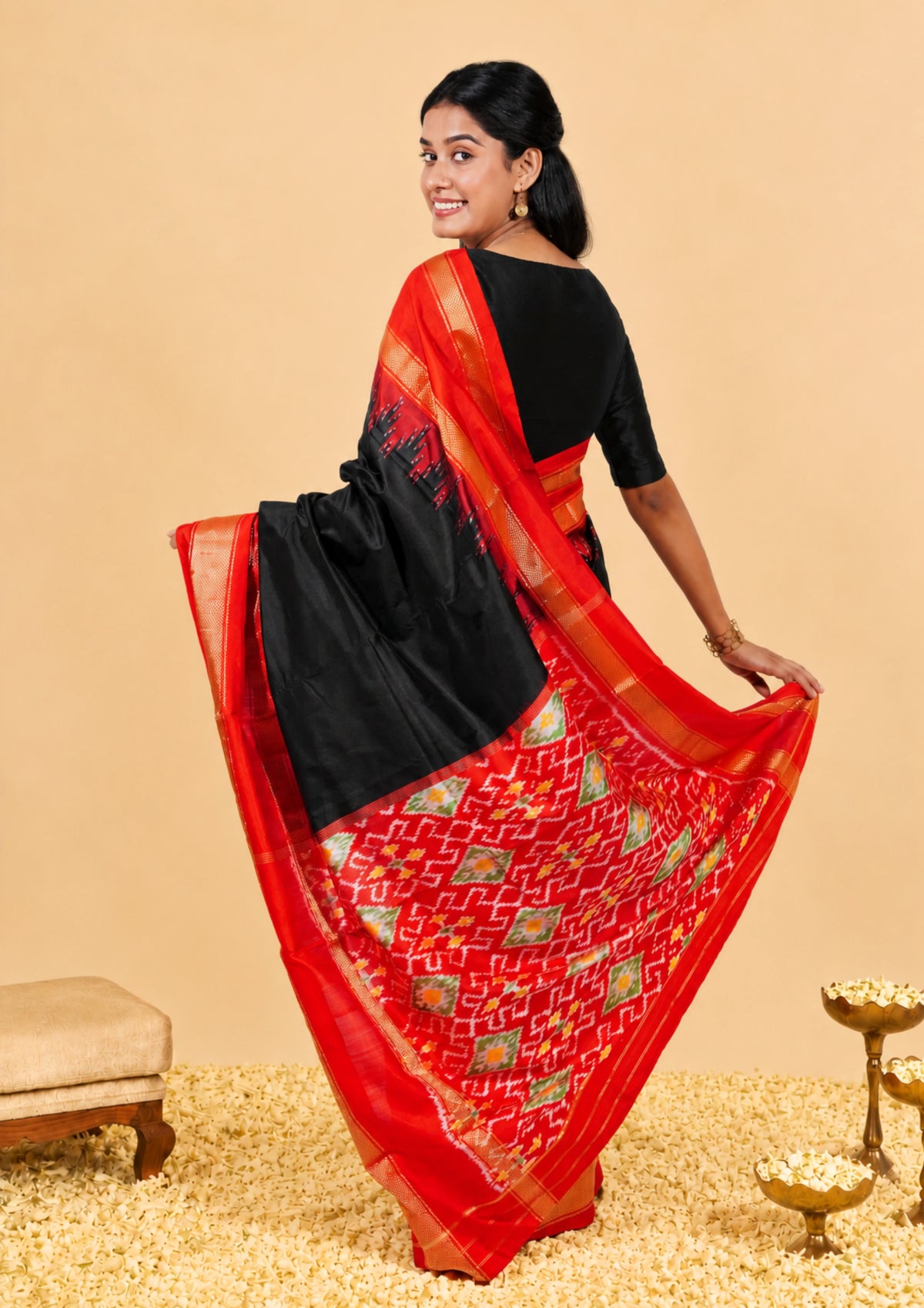 Shadow Red Pochampally Saree