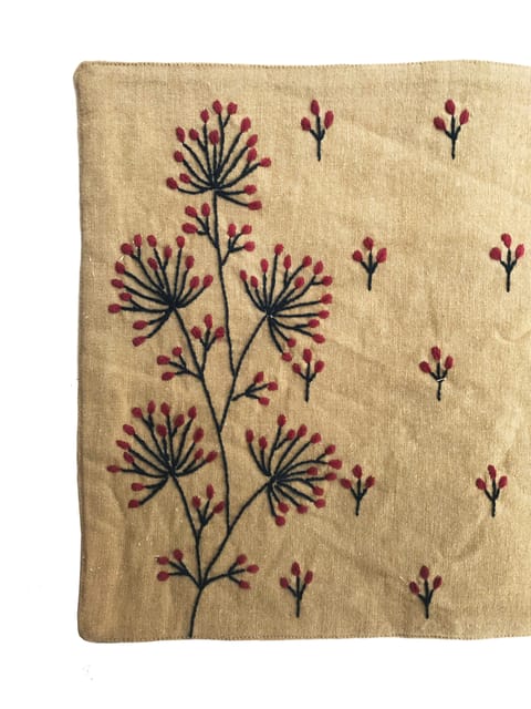 Samuday Crafts / Hand Embroidered / Cotton Yarn Dye Beige / Tablemat