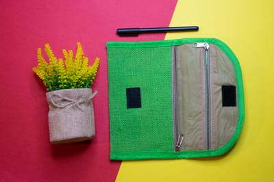 Green Double Folding Hand Purse