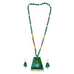 GREEN WORLI DESIGN PENDENT SET