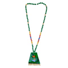 GREEN WORLI DESIGN PENDENT SET