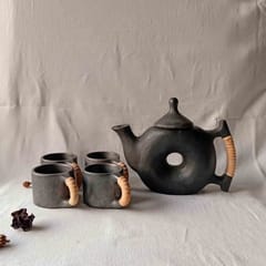 Terracotta by Sachii "Longpi Black Pottery Teapot-Cups Set"