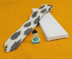 Ikkat White & Gray Tie 004