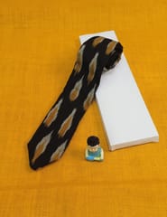 Black Ikkat Tie 002